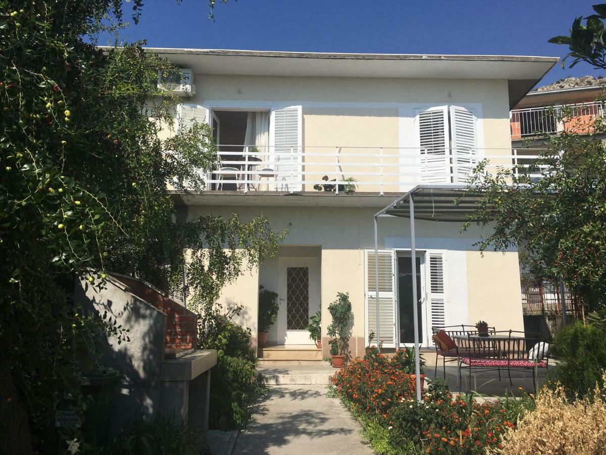 Apartments Garden House Podgora Buitenkant foto